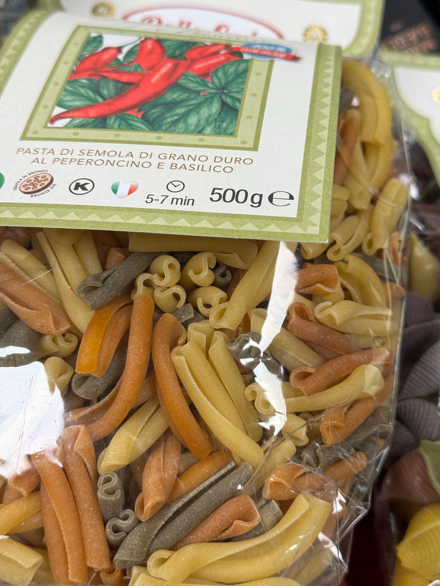 Pastaskeljar-litaðar